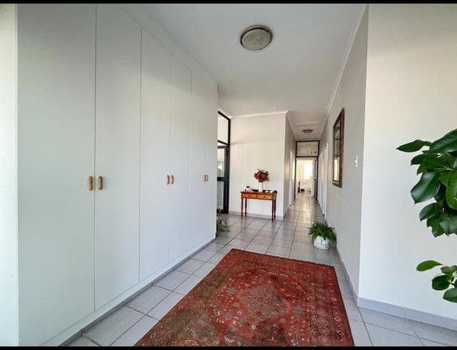 BUSINESS FOR SALE IN LAAIPLEK